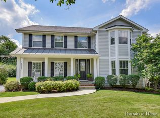 906 Parkway Dr, Wheaton, IL 60187