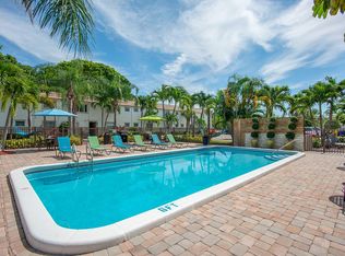 530 NE 47th St, Boca Raton, FL 33431