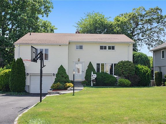 3rd image of 7 Darcy Ln