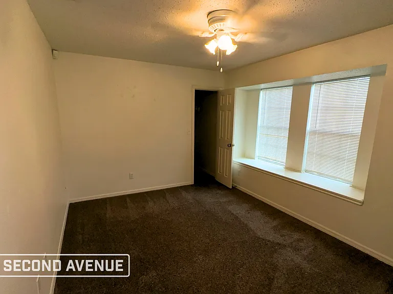 7226 Windwillow Dr — Photo 13