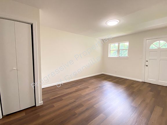2nd image of 26 Renrick Dr #B
