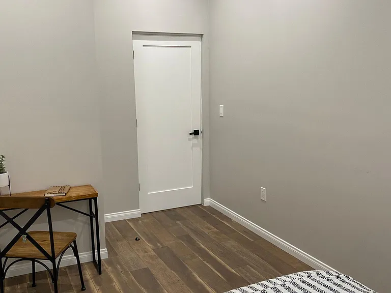 5702 Donna Ave — Photo 2