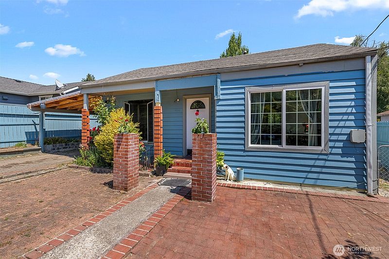 4th image of 9344 52nd Avenue S