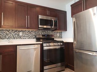 1021 Grand St APT 2B, Hoboken, NJ 07030