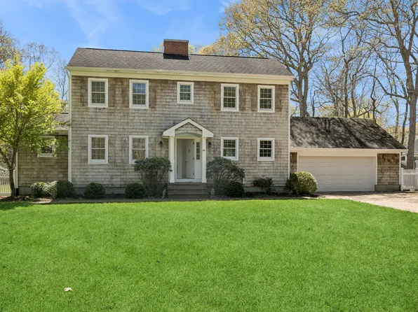 50 Norfolk Dr, East Hampton, NY 11937