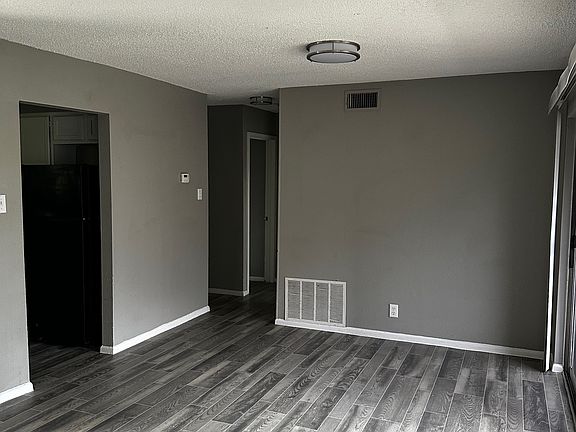 5th image of 13050 Park Crossing Dr #103
