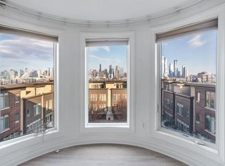 34 Cambridge Way, Weehawken, NJ 07086