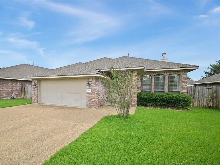 952 Dove Landing Ave — Photo 3