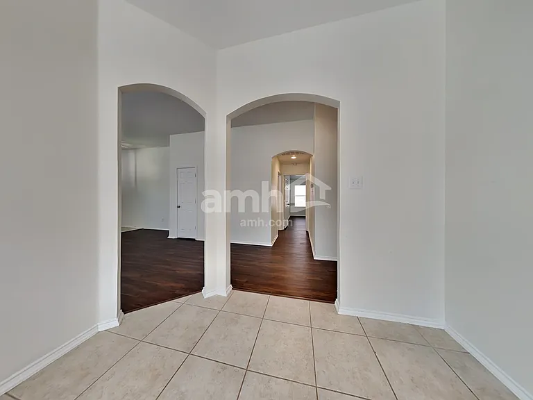 12504 Sunrise Dr — Photo 6