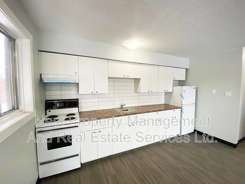 1 bed, 1.0 bath, $1,095 — Photo 2