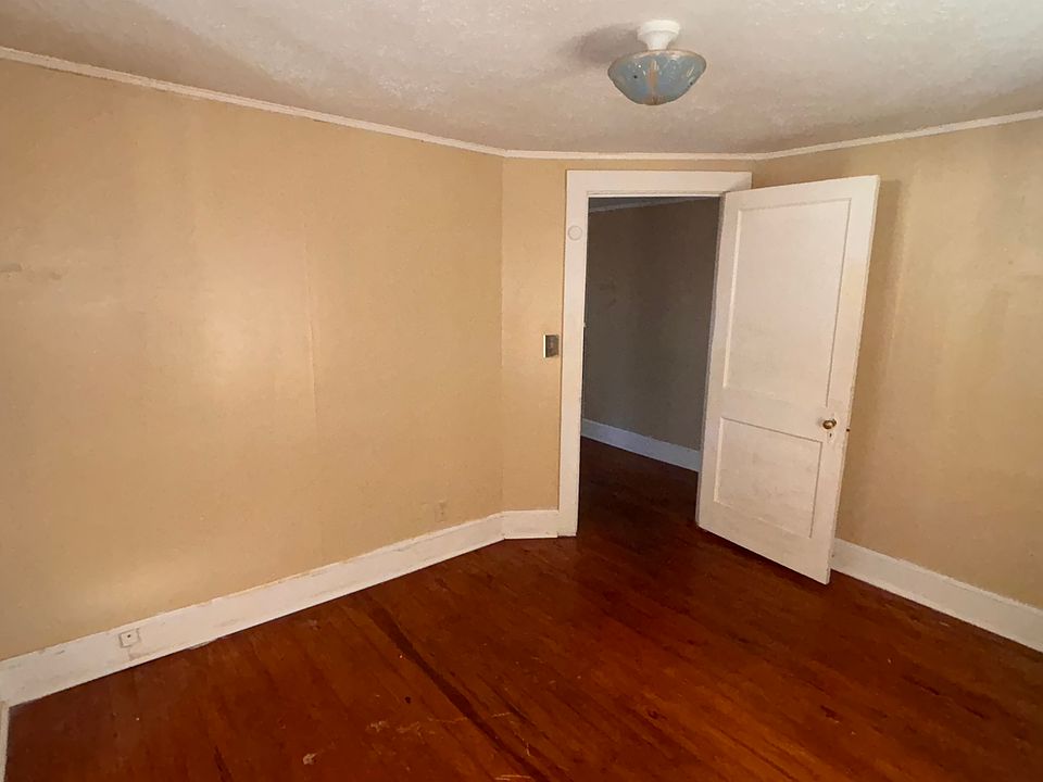 1st image of 1512 Myrtle Ave