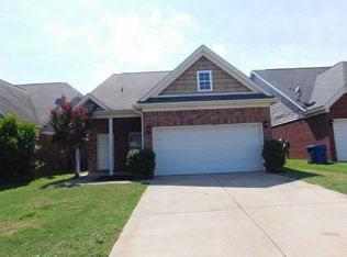7347 Red Maple Dr, Olive Branch, MS 38654