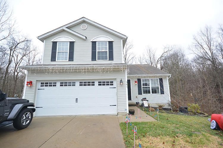 1st image of 141 Paddlewheel Dr