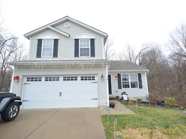 141 Paddlewheel Dr, New Richmond, OH 45157
