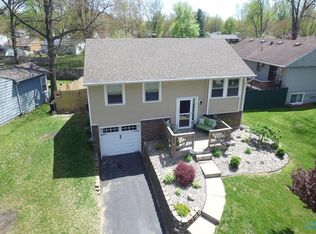 6705 Burnham Green Rd, Toledo, OH 43615