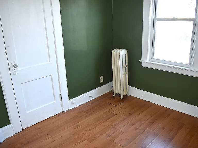224 Ward Pl #1 — Photo 10
