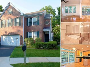 7630 Brittany Parc Ct, Falls Church, VA 22043