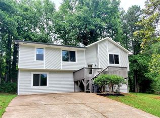 1667 Grey Fox Ct, Lawrenceville, GA