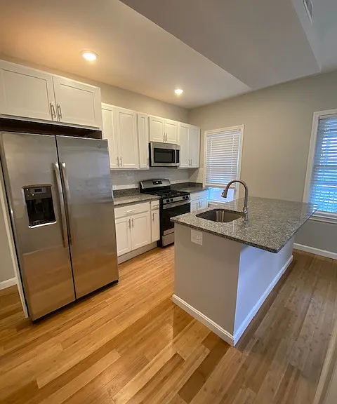 312 Meridian St #1 — Photo 2