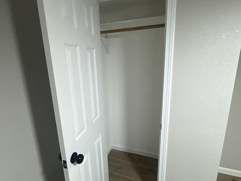 1128 Texas St — Photo 7