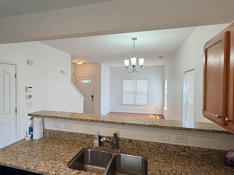 1203 N Caldwell St #1203 — Photo 5