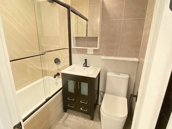 5th image of 43 Claver Pl #2D