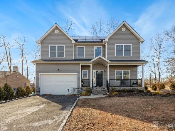 783 Aborn Ave, Woodbridge, NJ 07095