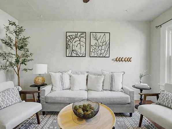 1962 S Logan St, Denver, CO 80210