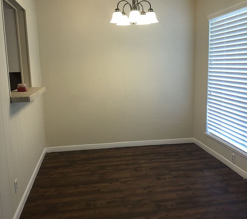 1st image of 457 Eldon Dr APT 15
