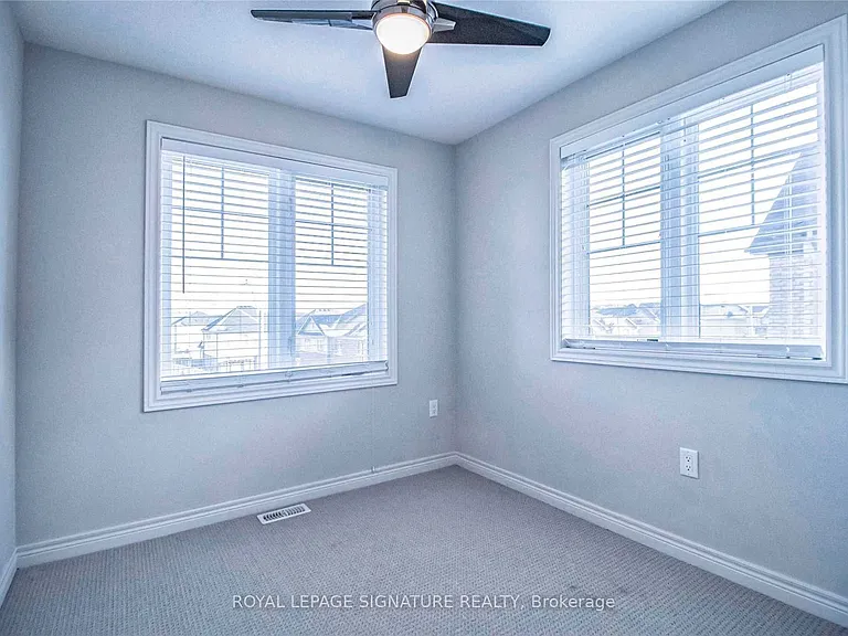 225 Westbank Trl — Photo 20
