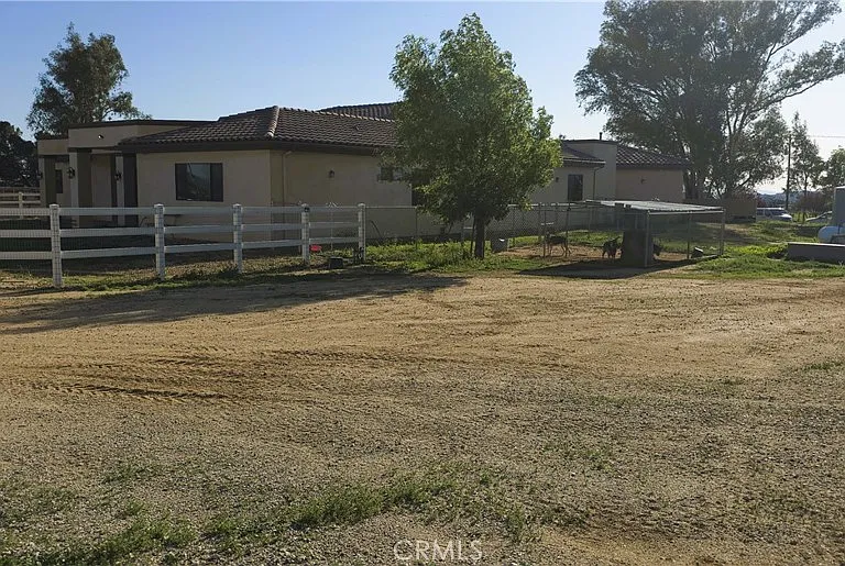 10750 Union St — Photo 35