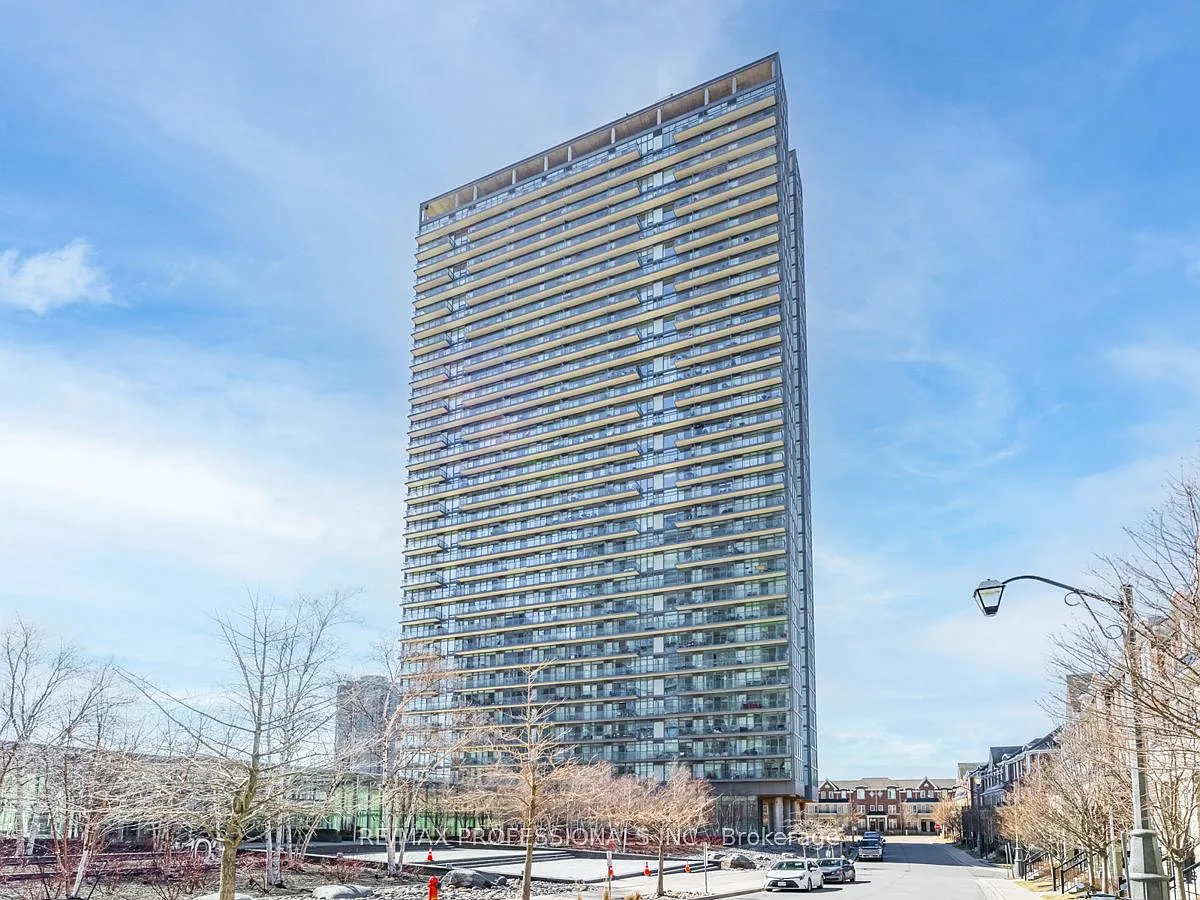 105 The Queensway #2113 photo 1