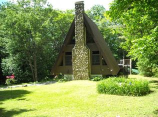 135 Seaver Rd, Harrisville, NH 03450