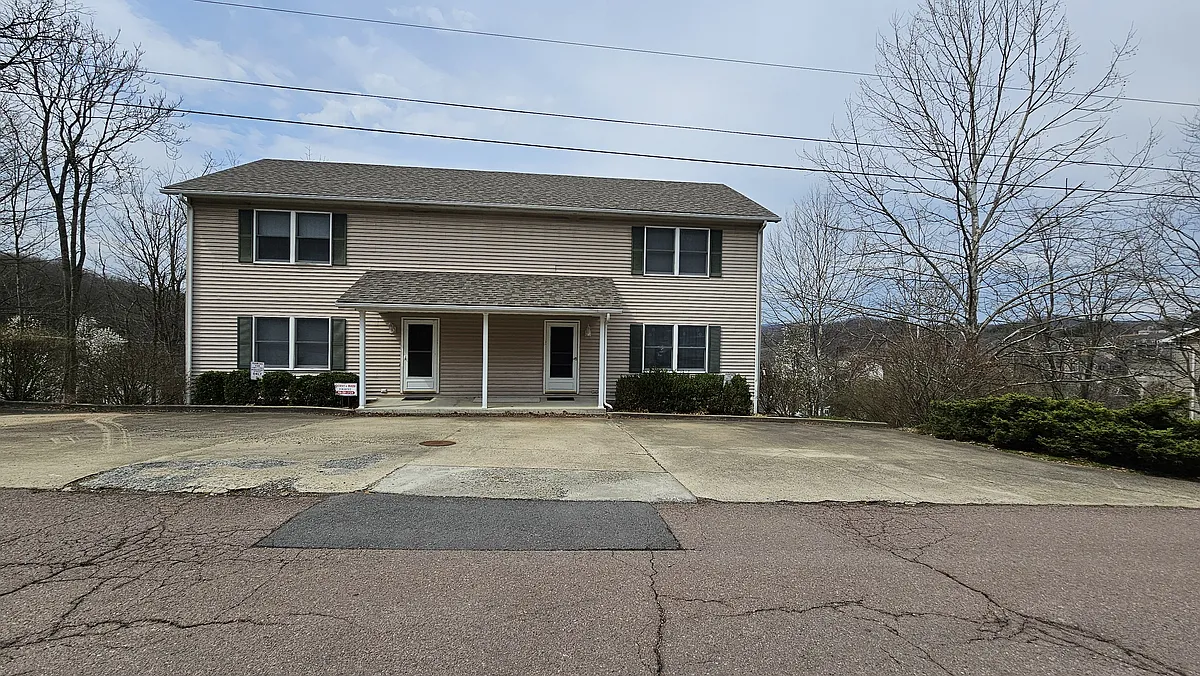 Building Photo - 1383 Bergamont St