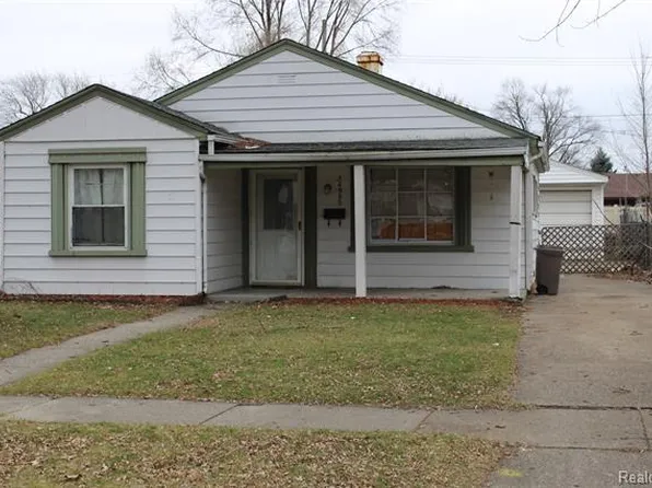 34985 Currier St, Wayne, MI 48184