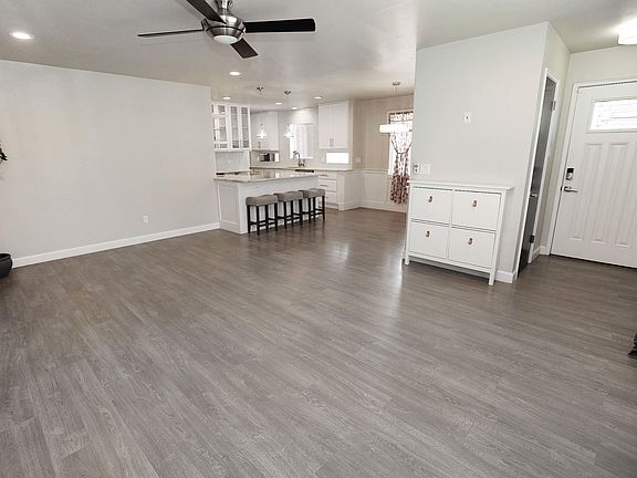 5th image of 7035 N 15th St