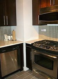 2nd image of 220 Manhattan Ave APT 5L