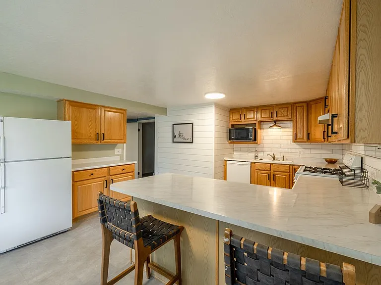 8784 S Russell Park Rd — Photo 23