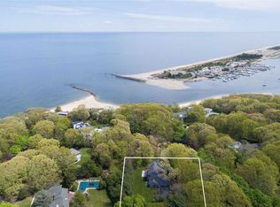 7 Waterview Dr, Port Jefferson, NY 11777