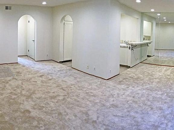 2nd image of 1055 Alta Mira Dr APT A