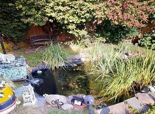 333 Phenix Ave, Cranston, RI 02920