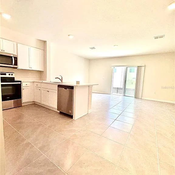 2349 Penguin Blvd — Photo 7