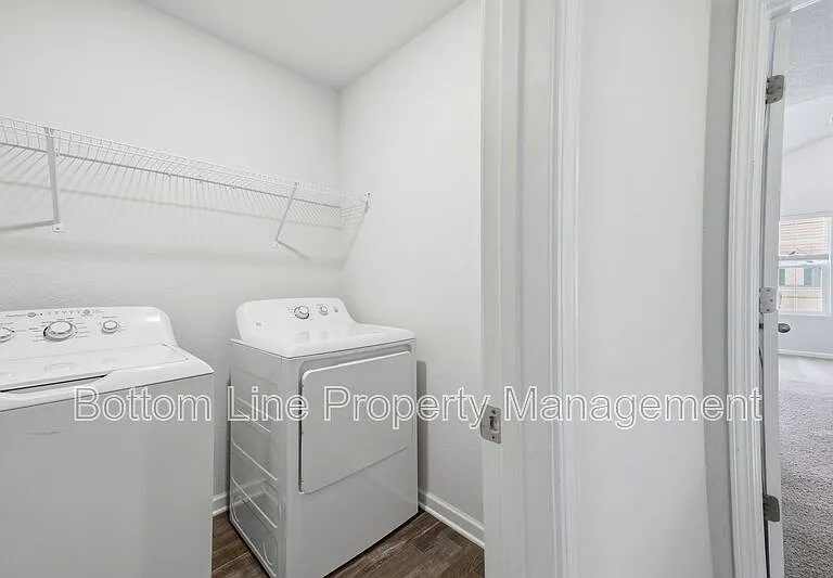 608 Frosty Way — Photo 31