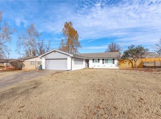 401 Sill Cir, Blanchard, OK 73010