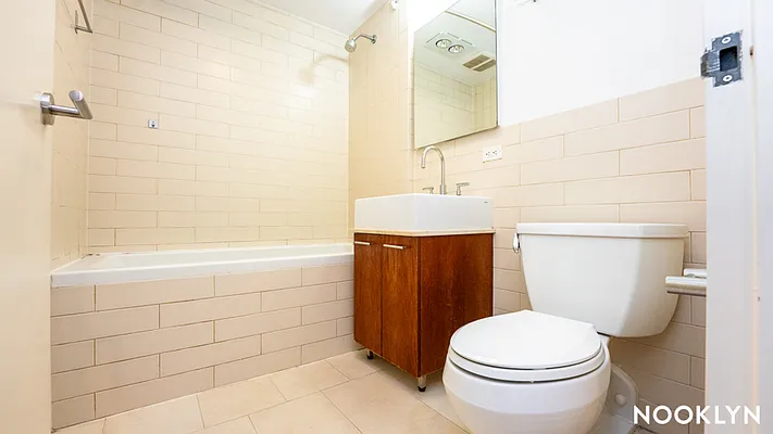 Rented by Nooklyn NYC LLC | media 34