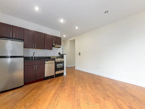5th image of 339 E 12th St #A26
