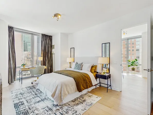 310 West 52nd Street image 2 of 25