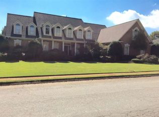 302 Barrington Park Dr, Greer, SC 29650