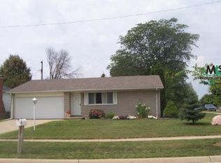700 Southampton St, Auburn Hills, MI 48326