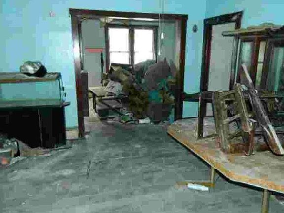 5th image of 221 North St